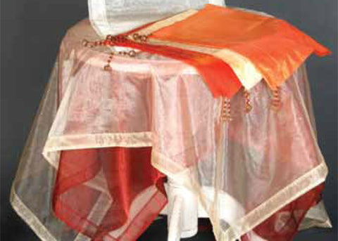Organza Table Runner (1 piece)